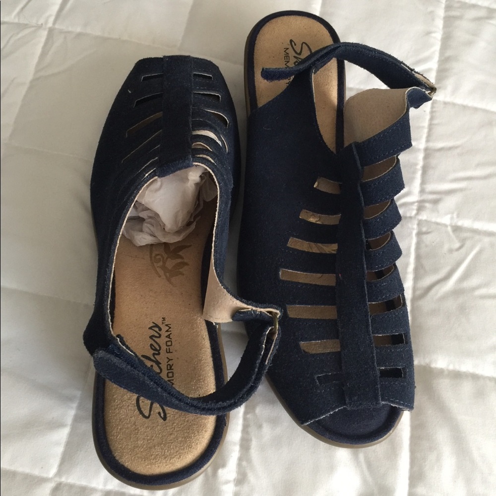 New Sketchers Memory Form Sandal